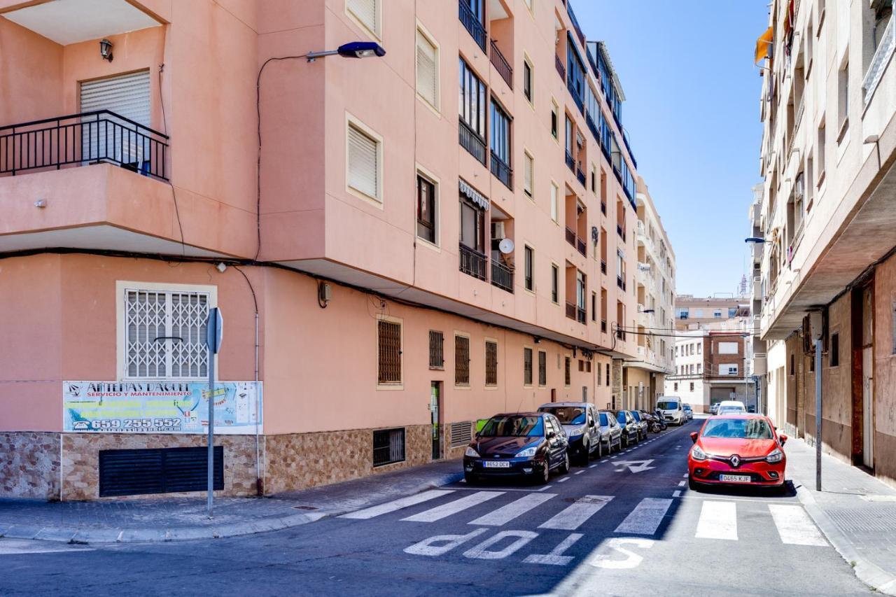 Estudio Joven Pura Torrevieja Exterior photo